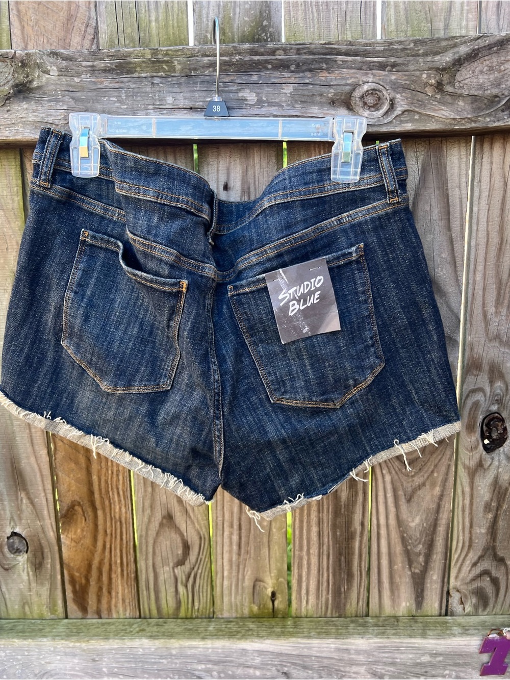 👗Distressed Dark Wash Denim Shorts - Women's - Picture 3 of 9